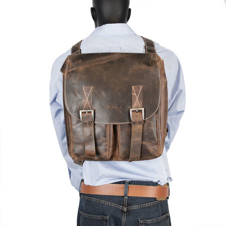Ruime Rugzak Gemaakt van Trendy Cognac Kleurig Leer