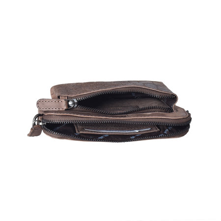 Clutch Van Donkerbruin Buffelleer Met Een Kroko Print