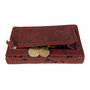 Ruime RFID dames portemonnee van rood leer met een bloemenprint